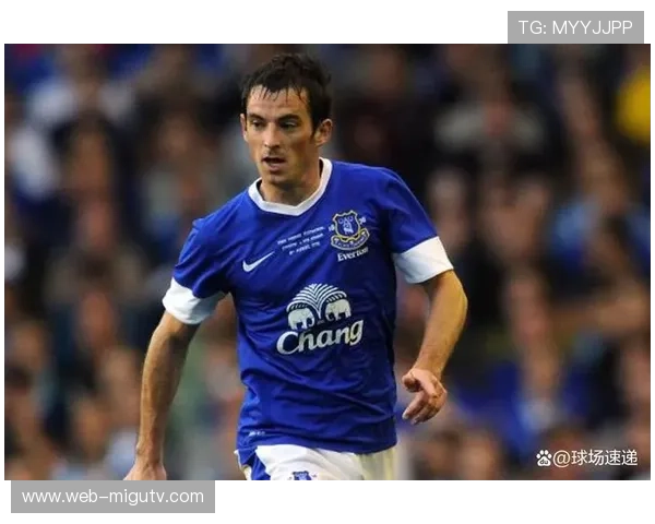 埃弗顿内讧主角基恩:红牌后成防守中坚